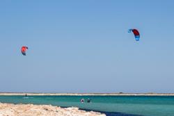 Keros Bay Windsurf and Kitsurf Centre - Lemnos. Beginner kitesurf lesson.